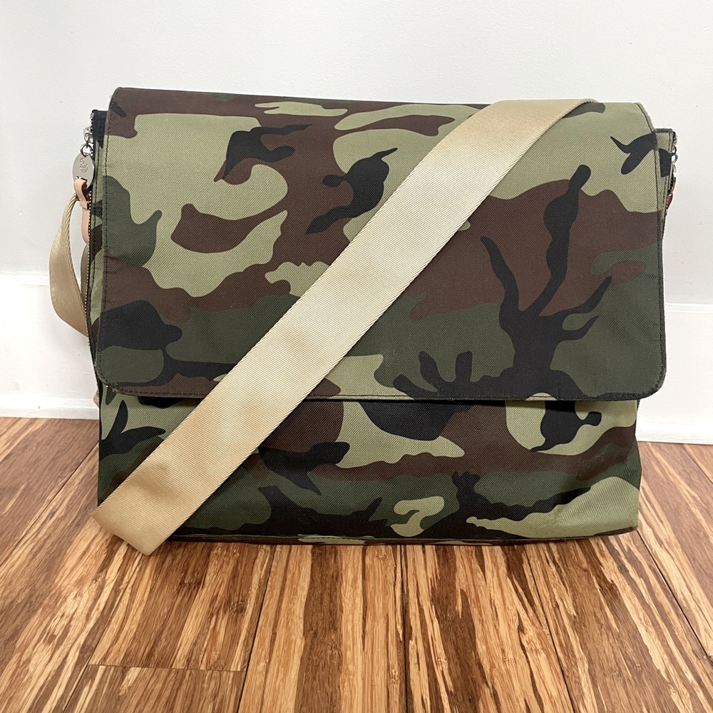 Danzo Messenger Diaper Bag - Camo Print